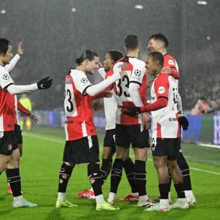 Feyenoord vence al Milan 1-0 en un encuentro disputado