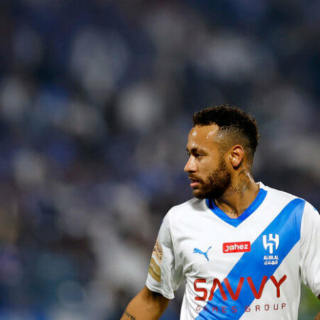 Neymar vuelve al Santos y lanza críticas a Jorge Jesus
