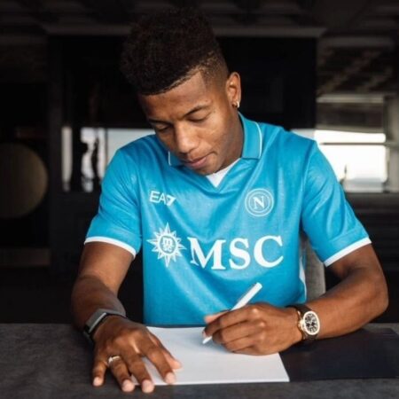 David Neres, pieza clave para el Napoli de Conte