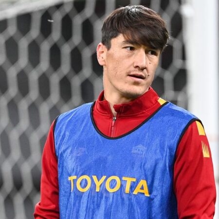 Roma, Shomurodov: «Ranieri siempre nos dice que lo demos todo, Dovbyk y yo sabemos qué hacer»