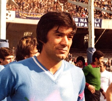 Altomare rememora el descenso del Napoli en 1998 ante el Parma: «Un recuerdo amargo, fui expulsado»