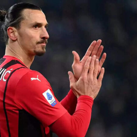 Ibrahimovic carga al mundo Milan: «El futuro dirá quién gana la guerra»