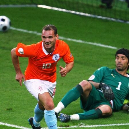 9 de junio de 2008: La Italia campeona del mundo debuta en la Euro 2008 con una derrota 0-3 ante Holanda