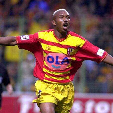 El Nápoles Intenta un Golpe Tardío Tras el Acuerdo del Inter con el Lens por Andy Diouf