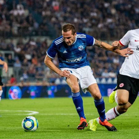 Marc Keller Defiende a Liam Rosenior tras Críticas de Ultras del Estrasburgo