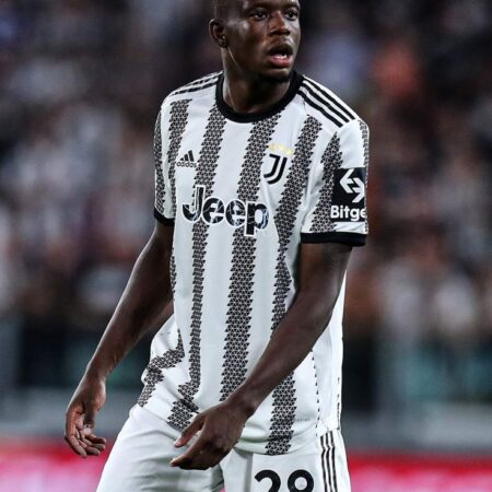 Denis Zakaria, baja de dos meses en el AS Mónaco por lesión