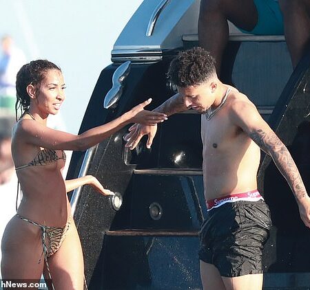 Jadon Sancho y el mancato approdo alla Roma: tra costi e amore, la storia di un trasferimento fallito