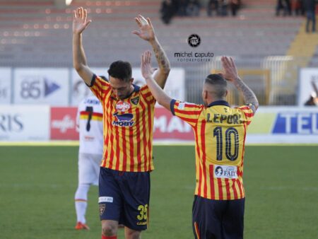 Camarda, el primer gol en Serie A a los 17 años salva al Lecce: Italiano sigue sin victorias en Salento