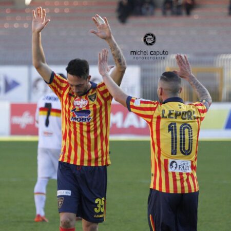 Camarda, el primer gol en Serie A a los 17 años salva al Lecce: Italiano sigue sin victorias en Salento