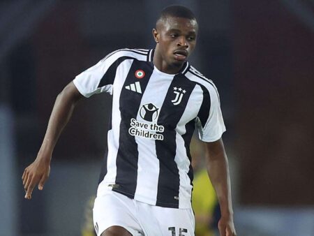 Kalulu: «El grupo de la Juventus ayuda a quienes tienen dificultades. ¿Tres empates seguidos? Todos diferentes»