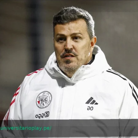 Óscar García, Entrenador del Ajax: El Dolor Personal que Marcó su Trayectoria