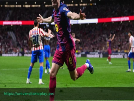 Lewandowski afianza el liderato del Barcelona