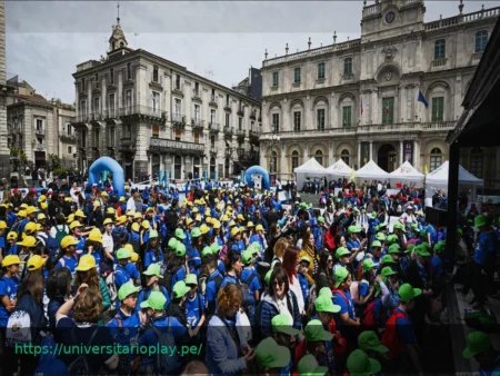 L’S3 Llena la Piazza dell’Università di Catania