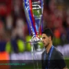 Arteta cuestiona decisiones arbitrales tras final de Champions