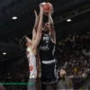 Semifinal de Playoffs de la Serie A: Bologna Iguala la Serie Contra Venezia